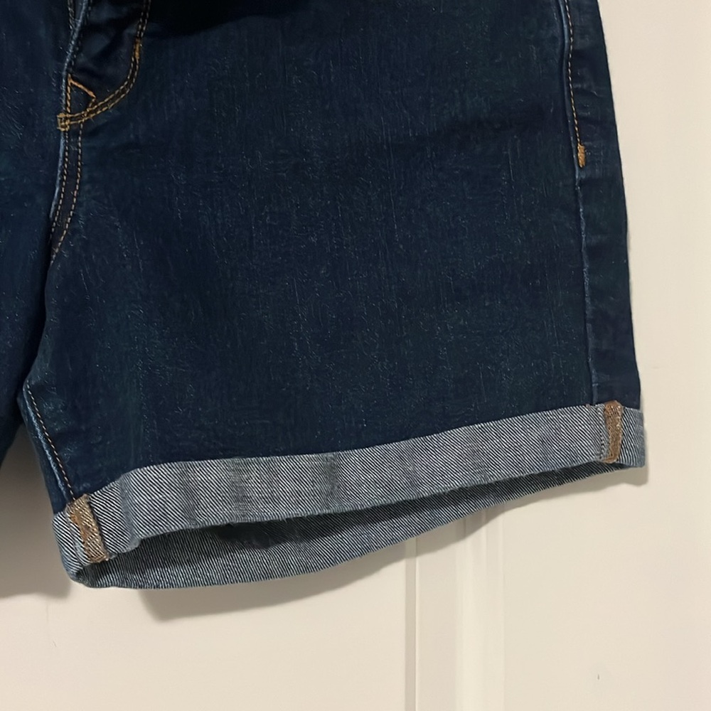 ⚡️ 3 for $30 ⚡️ Old Navy High Rise Jean Shorts - Picture 3 of 7